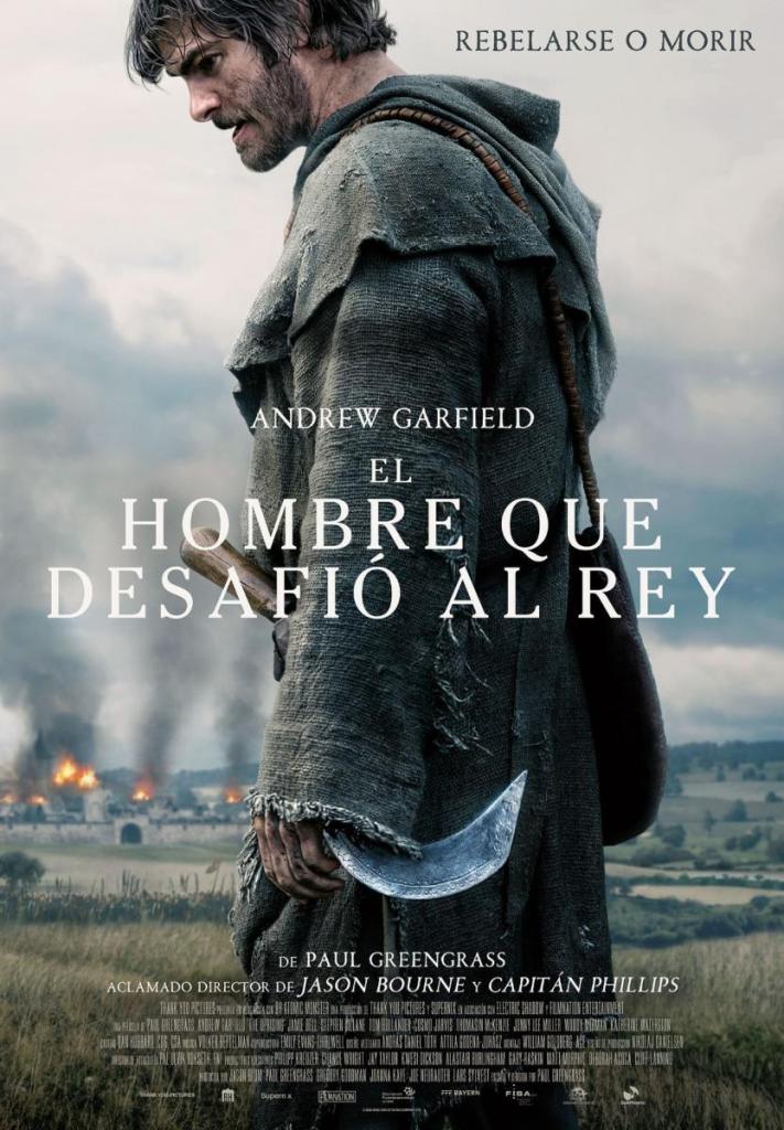 Póster de la película 'El hombre que desafió al rey' con Andrew Garfield, mostrando una escena dramática en un paisaje de guerra.